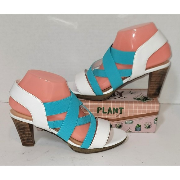 Bella Vita Shoes Bella Vita Strappy Sandals Size 75 Poshmark